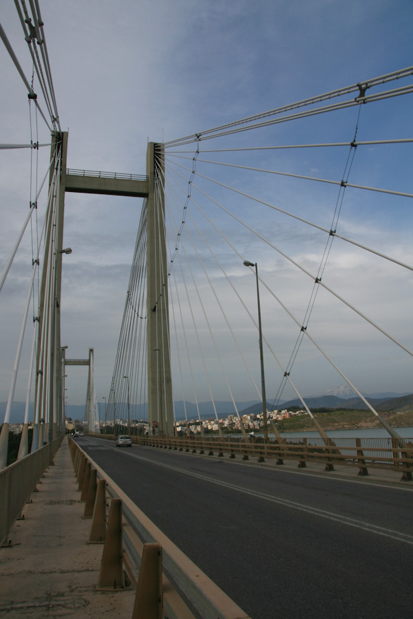 Η κρεμαστή γέφυρα της Χαλκίδας