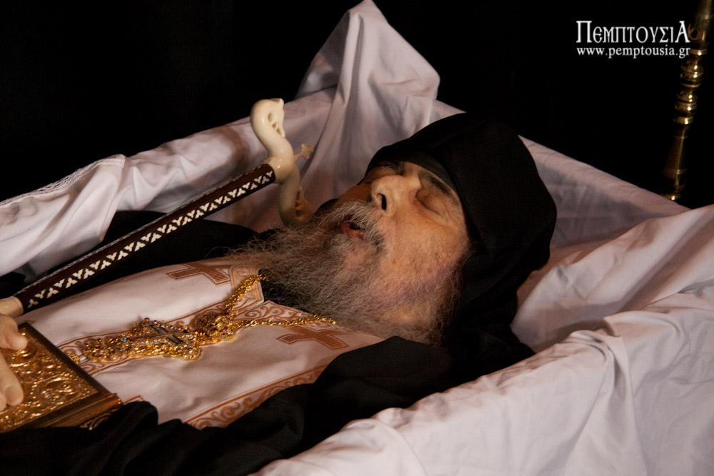 Η κηδεία του Προηγούμενου της μονής Γρηγορίου, π. Γεωργίου Καψάνη