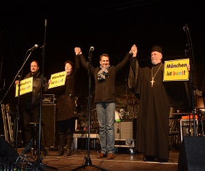 Συμμετοχή της Ορθόδοξης Εκκλησίας σε αντιφασιστική διαδήλωση στο Μόναχο!