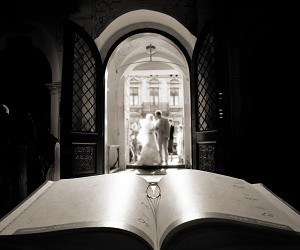 Εκκλησιαστικές πρωτοβουλίες για την αντιμετώπιση των προβλημάτων Γάμου