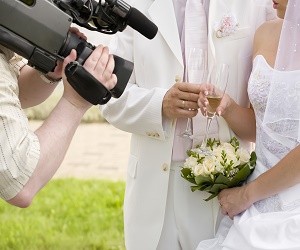 Η προσβολή της ιερότητας του Γάμου από τα ΜΜΕ