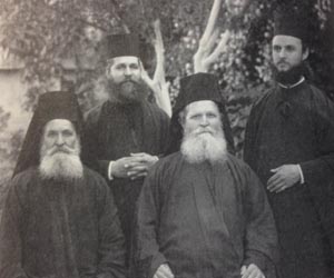 Μοναχός Ιγνάτιος Καρυώτης (1879 - 9 Δεκεμβρίου 1962)