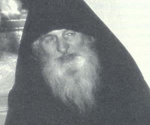 Ιερομόναχος Ματθαίος Καρακαλλινός (1905 - 5 Δεκεμβρίου 1985)