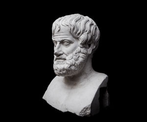 Αριστοτέλης: η ανδρεία ευρίσκεται μεταξύ της θρασύτητας και της δειλίας…