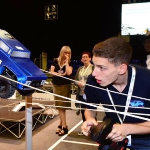 15ο το Λύκειο Φιλοθέης στον Παγκόσμιο Διαγωνισμό «4×4 Land Rover in schools»