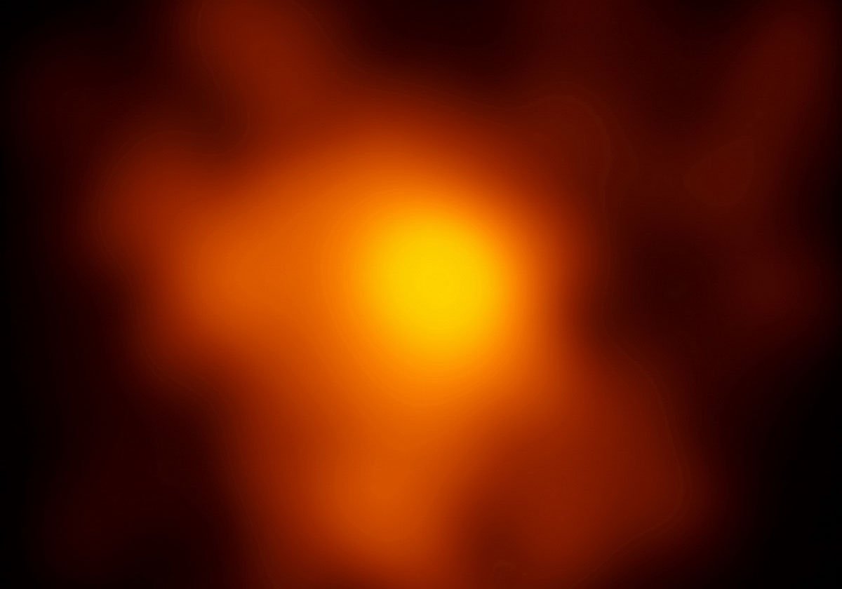 This image represent the best image of the Eta Carinae star system ever made. The observations were made with the Very Large Telescope Interferometer and could lead to a better understanding of the evolution of very massive stars.