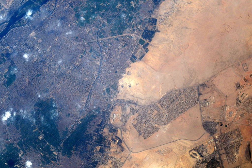 Οι Πυραμίδες από το Διεθνή Διαστημικό Σταθμό