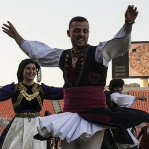 Ήθη και έθιμα μετά την στέψη στην Αλμωπία της Μακεδονίας