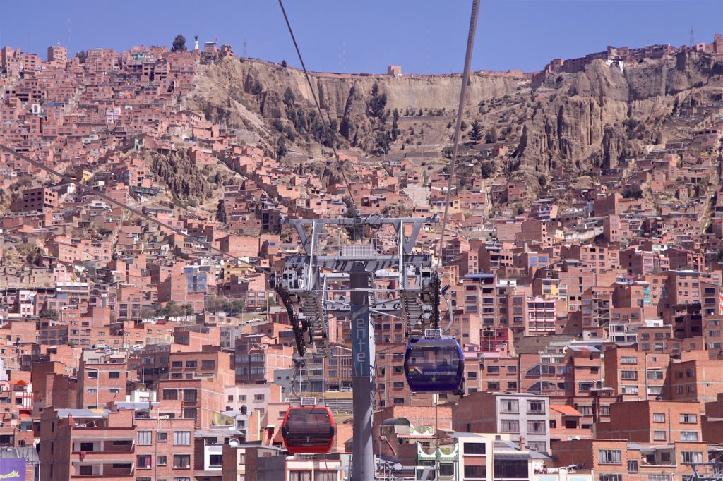 Του Κόσμου τα Γυρίσματα – Λα Πας, πρωτεύουσα της Βολιβίας.