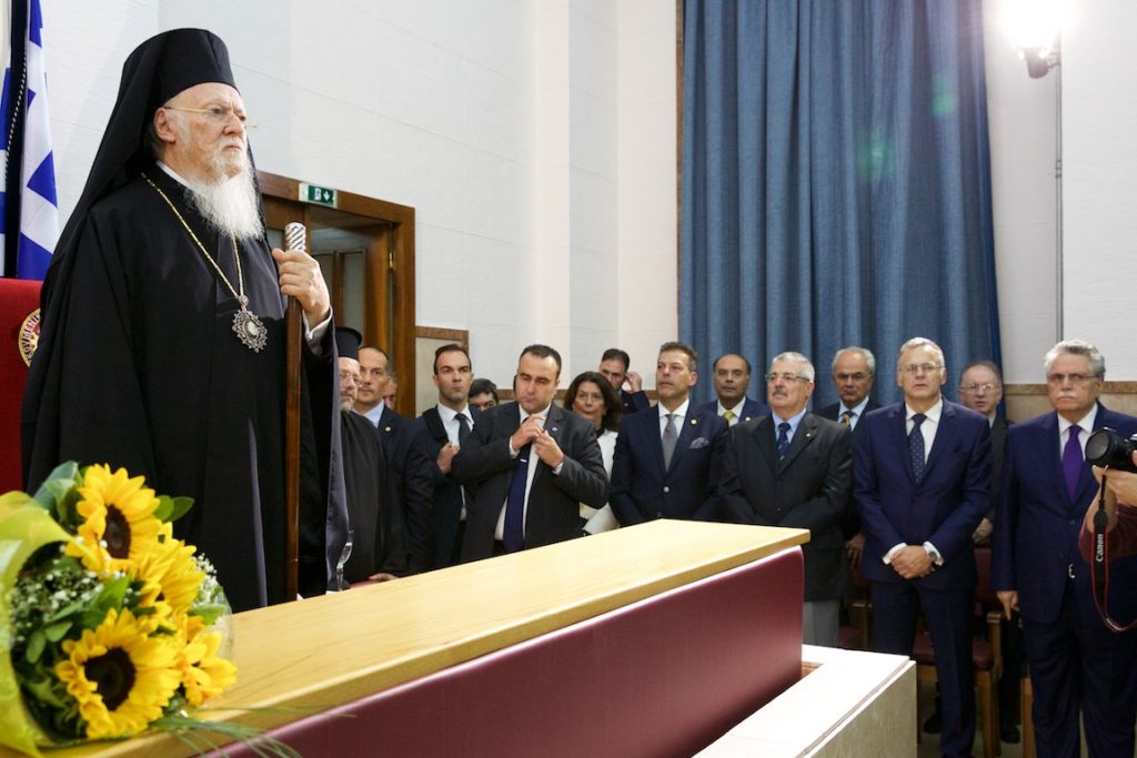 Tελετή ανακηρύξεως του Οικουμενικού Πατριάρχη σε Επίτιμο Πρόεδρο της Εταιρείας Μακεδονικών Σπουδών.