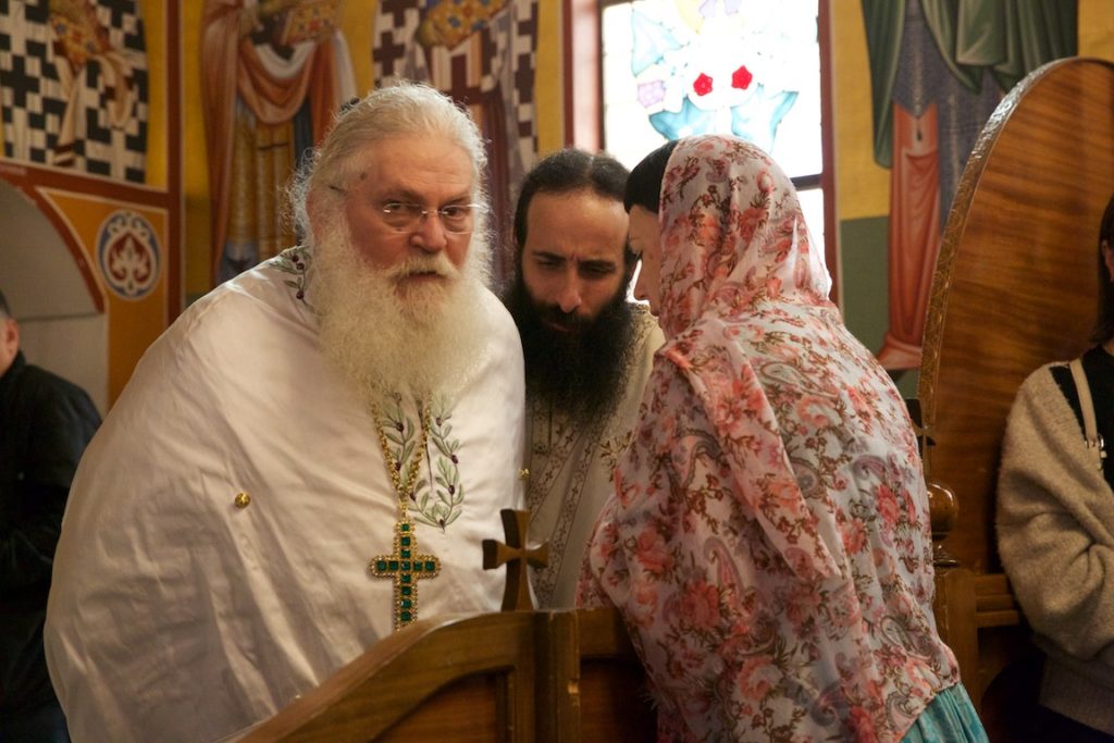 Αρχιερατική Θεία Λειτουργία με τον Γέροντα Εφραίμ ενώπιον της Αγίας Ζώνης