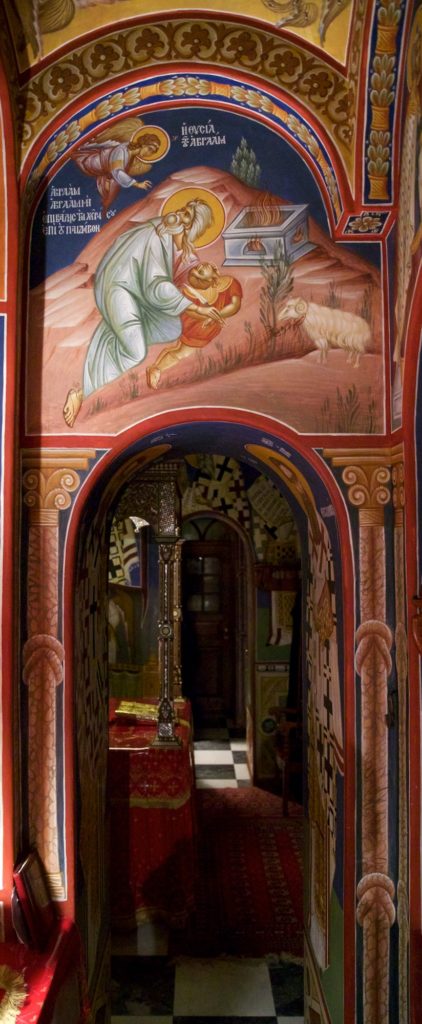 Μέγας αρχιερατικός εσπερινός στο επιβλητικό μοναστήρι του Άθωνα, τη Σιμωνόπετρα