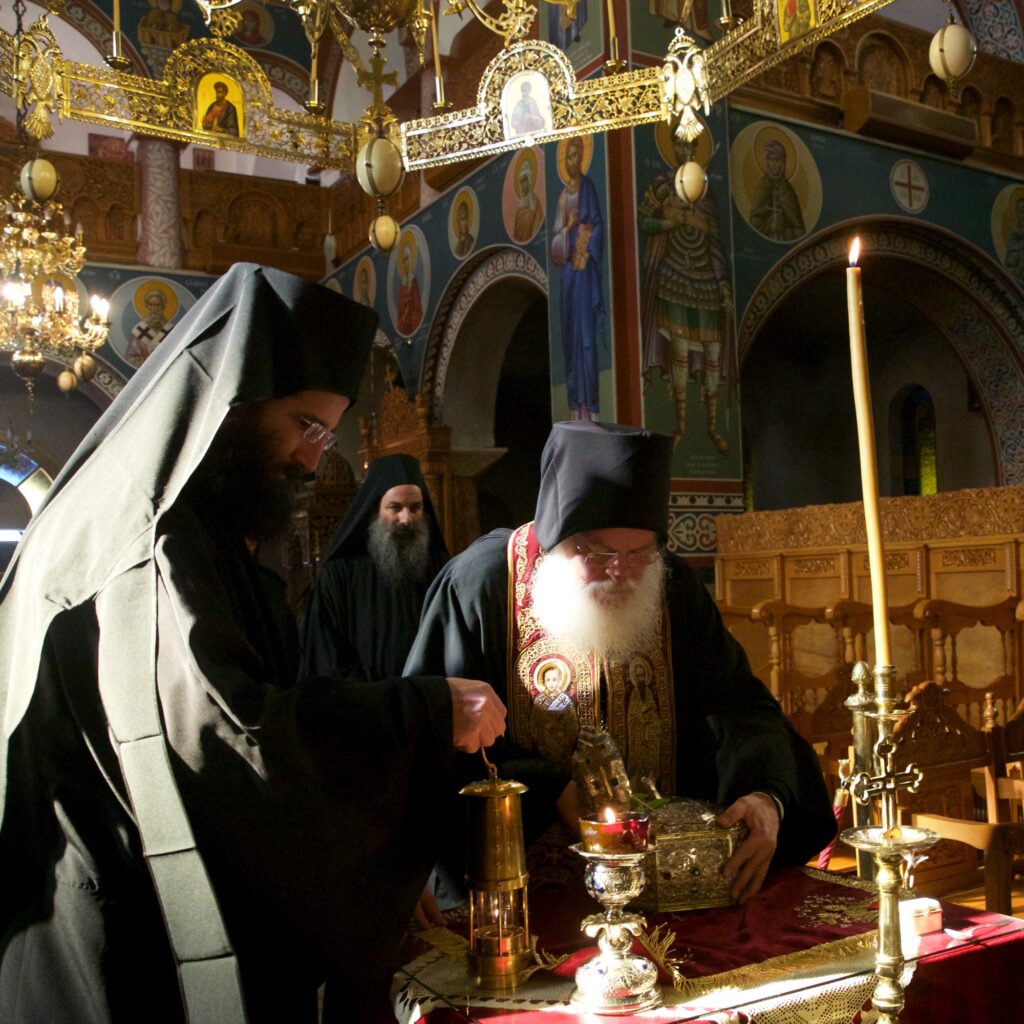 Στην Ιερά Μονή Κοιμήσεως της Θεοτόκου, στο Πανόραμα Θεσσαλονίκης, ο Άγιος Ιωάννης ο Χρυσόστομος
