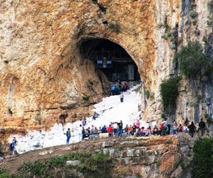 Το σπήλαιο του Αγίου Νικολάου του Κρεμαστού