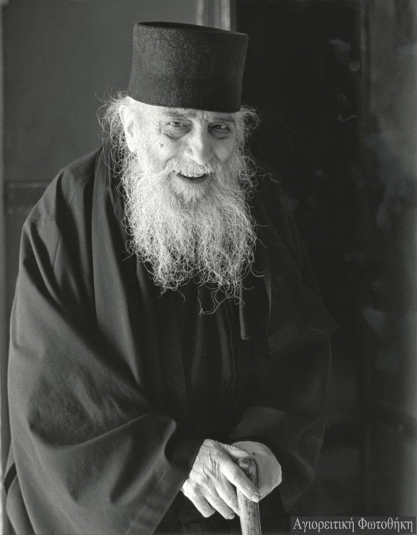 Σίμων ιερομόναχος Σιμωνοπετρίτης (1913-1998) (Φωτογραφία: Douglas Little) -Πηγή: http://athosprosopography.blogspot.gr/2014/11/blog-post_16.html