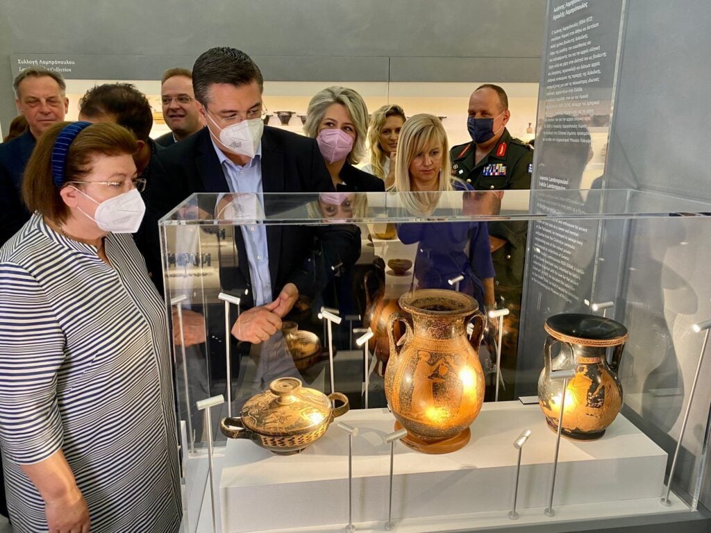 Άνοιξε τις πύλες του το Αρχαιολογικό Μουσείο Πολυγύρου-Θαυμασμός για την Συλλογή Λαμπρόπουλου