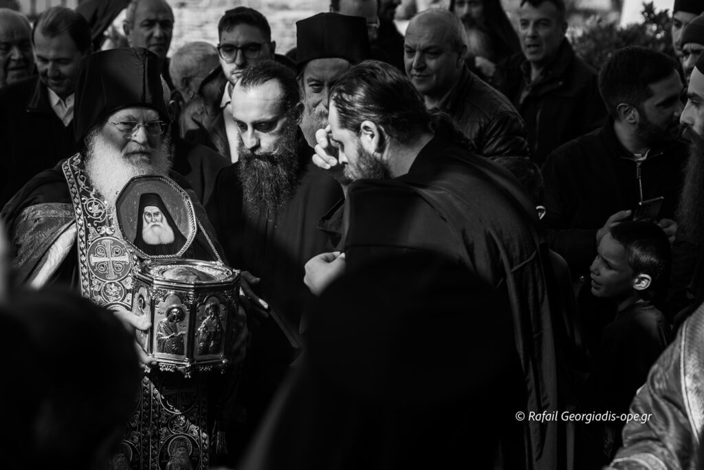 Η τιμία Κάρα του Οσίου Εφραίμ του Κατουνακιώτου στην Ι.Μ.Μ. Βατοπαιδίου