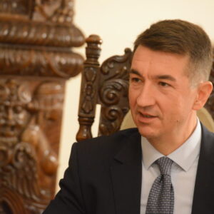 Ο Πρέσβης της Σερβίας Ντούσαν Σπασόγιεβιτς στο ope.gr: Αναπόσπαστο μέρος των σερβοελληνικών σχέσεων η κοινή Ορθόδοξη πίστη